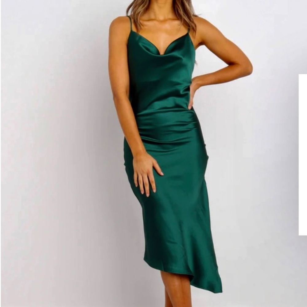 PETAL + PUP EMERALD GREEN LOW CUT BACK SILKY SIZE 4 HIGH LOW HEM DRESS
